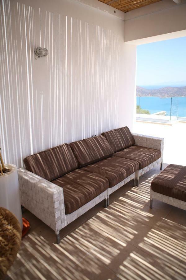 Villa Estée, luxury villa with private infinity pool&jacuzzi Elounda Exterior foto